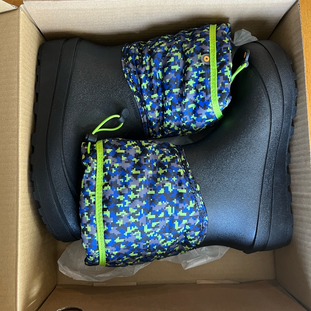 Bogs Snow Shell Boots - Kids' Size 5
